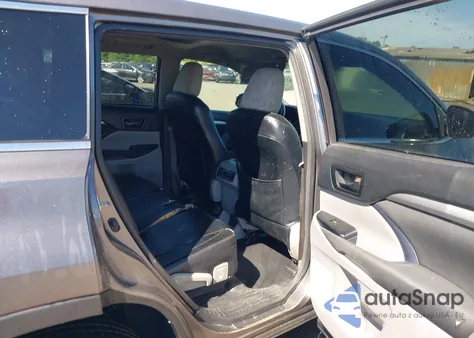 2018 Toyota Highlander Le from USA, damaged, VIN 5TDZARFH8JS033994